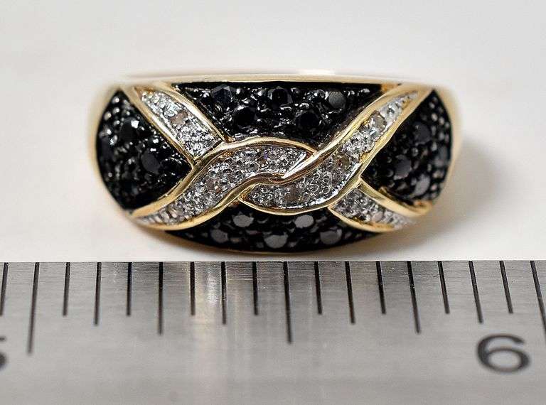 Alluring 14K Yellow Gold Black Spinel Gemstone and Diamond Ring