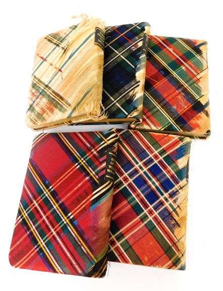 5 - 1908 Silk Tartan Scottish Miniature Books