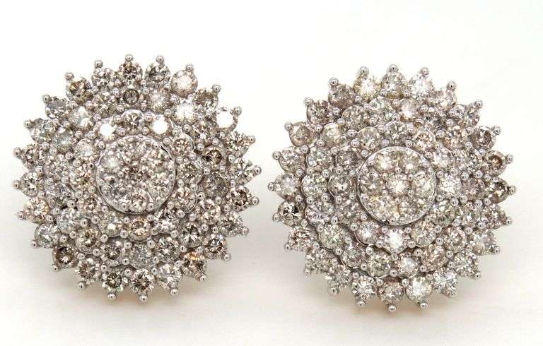 10kt Yellow gold Top light brown cluster diamond earrings