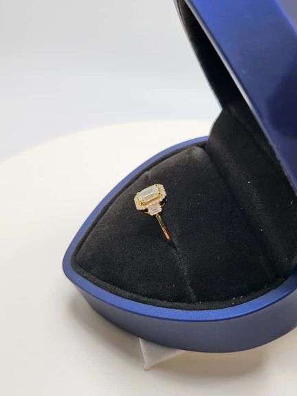 14K gold with 2.0 ctw D, VVS1 lab grown diamond ring