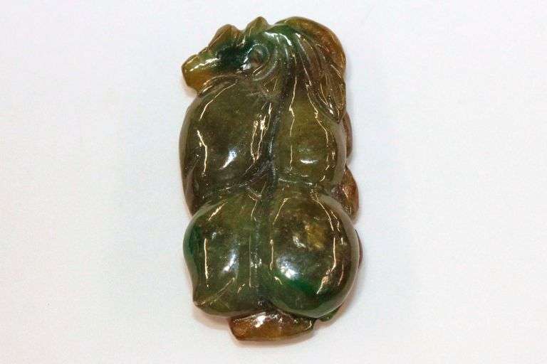 Natural Jadeite Gourds on Leaf Amulet