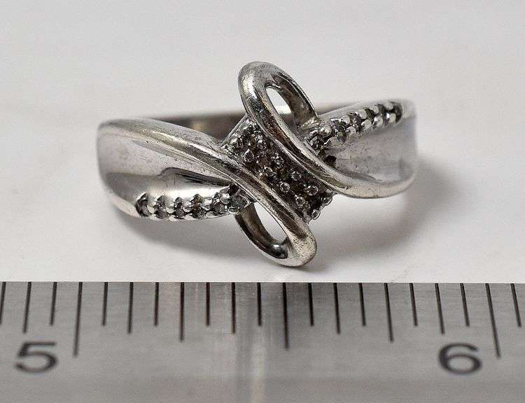 Diamond Ring in Sterling Silver