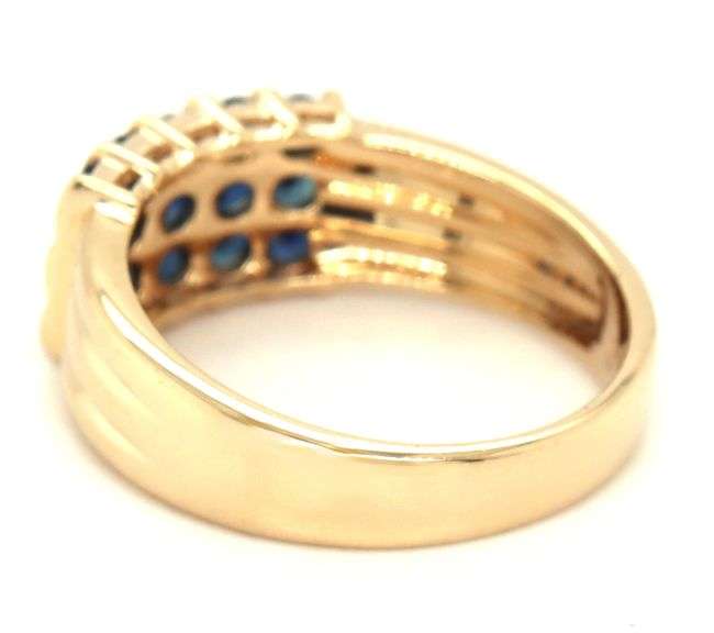 14kt Yellow gold 5 row round blue sapphire cluster ring