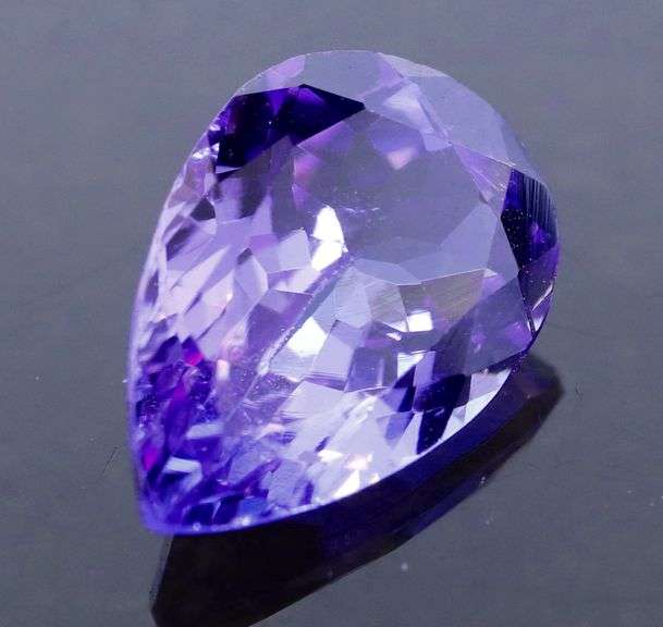 Substantial 2.19ct rich violet blue Tanzanite