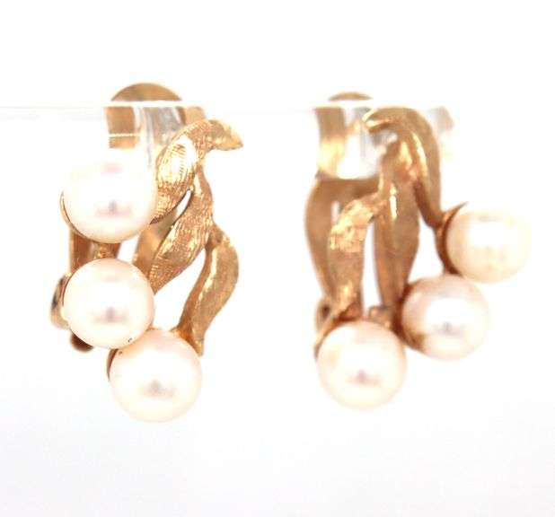 Pretty 14K YG Triple Pearl Estate Omega Back Earrings