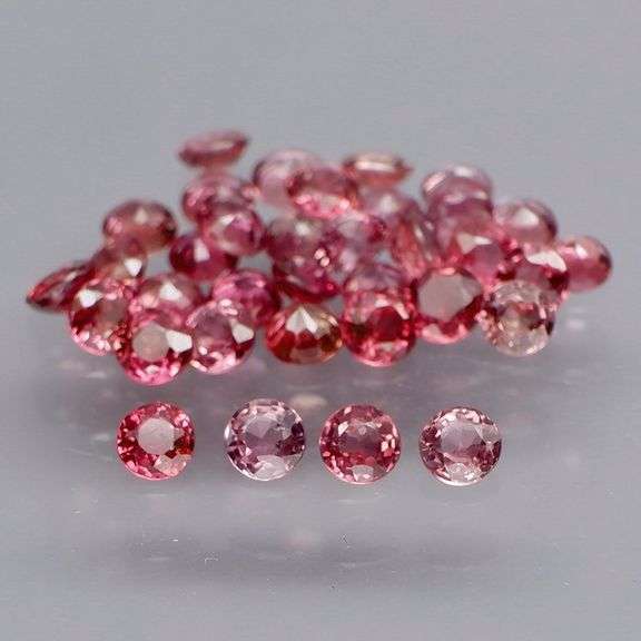 Untreated! 3.49ct dusty rose Sapphire set