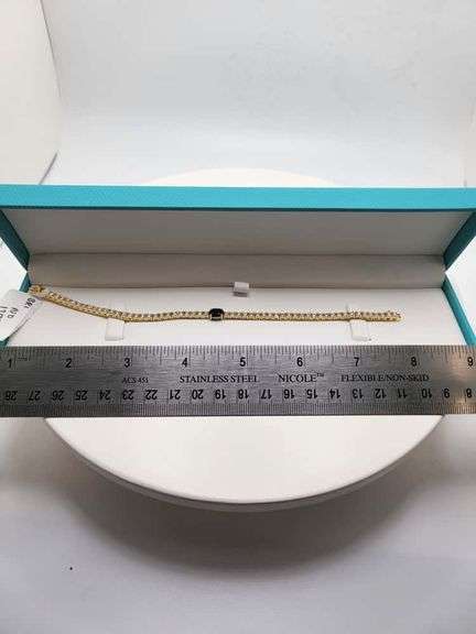 Magnificent 14K gold +5Ctw F, VVS1 lab grown diamond brccelet
