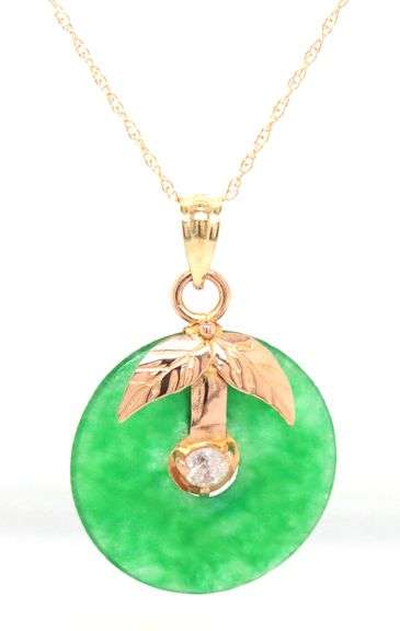 14kt Yellow gold green Jade diamond pendant on chain