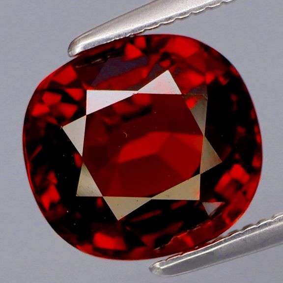 Is it hot in here? Or is it just this 3.59ct Rhodolite Garnet!