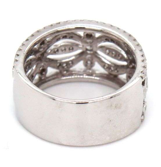 10kt White gold 0.50ctw wide diamond accent band