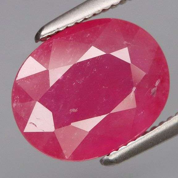 Simply gorgeous 3.06ct pinkish red Ruby -Heated only!!!