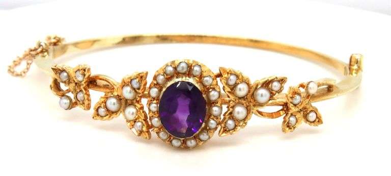 14kt Yellow gold 2.50ct amethyst and seed pearl bangle bracelet