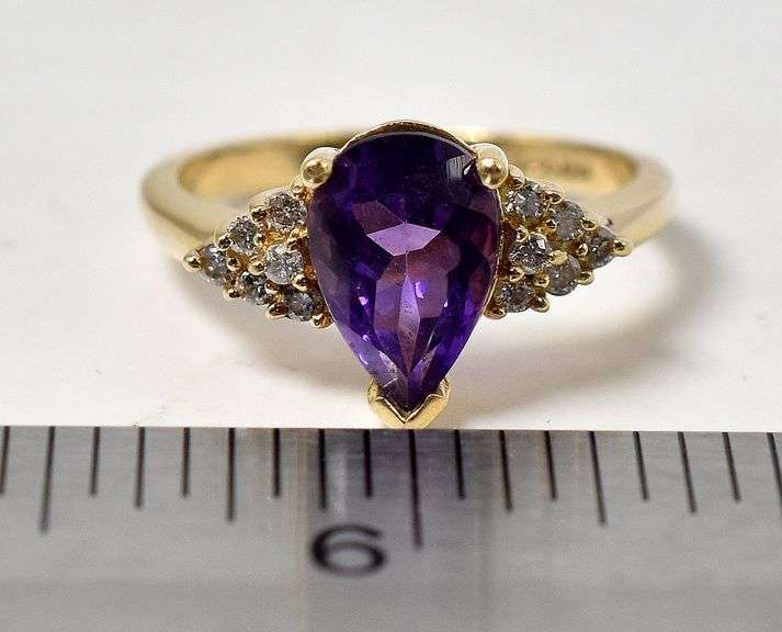 Elegant 14K Yellow Gold Amethyst Gemstone and Diamond Ring