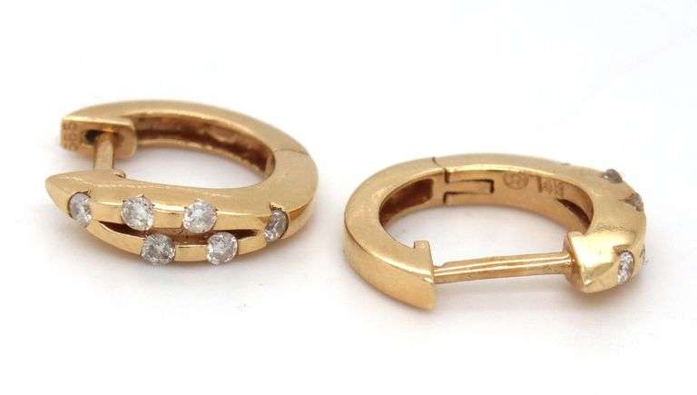Popular 14K YG Diamond Huggie Earrings