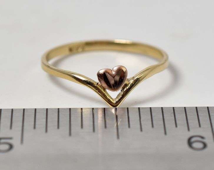 Dainty 14K Yellow Gold Heart Motif Ring