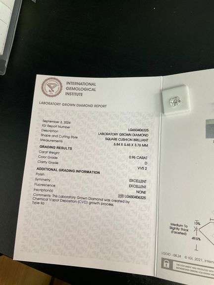 I.G.I CERTIFIED 0.96 CARAT LOOSE DIAMOND - CUSHION CUT
