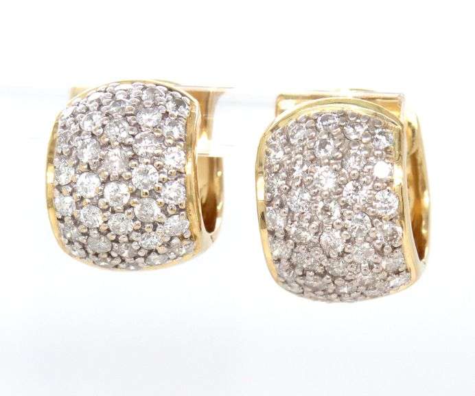 18kt Yellow gold 0.75ctw Pave diamond huggies