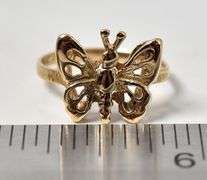 Elegant 14K Yellow Gold Butterfly Ring