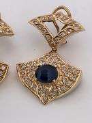 CERTIFIED 18K YELLOW GOLD DIAMOND AND SAPPHIRE DANGLING EARRINGS