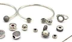 Lot of Pandora mixed jewelry in 925 sterling silver