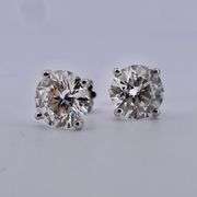 I.G.I CERTIFIED  3.00 CARATS LAB GROWN DIAMOND STUDS. 14K WHITE GOLD