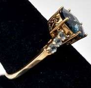 Pretty 10K Yellow Gold London Blue Topaz Gemstone Ring