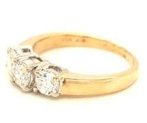 14kt Yellow gold 0.75ctw 3 stone diamond ring
