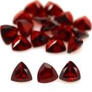 Stunning wine red 9.90ct trillion cut untreated Garnet set