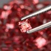 Very rare 4.20ct set of pink Malaya Garnets