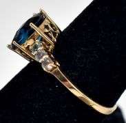 Pretty 10K Yellow Gold London Blue Topaz Gemstone Ring