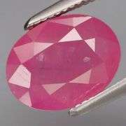 Heated only! 2.81ct rich pink Ruby sourced from Mozambique!