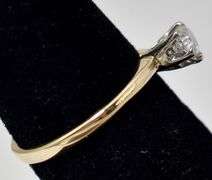 Gorgeous 14K Yellow Gold 0.15CTW Diamond Ring