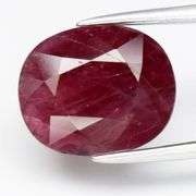 What? 6 carat heated only Kenyan Ruby? Yes please!