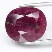 6 carat heated only Kenyan Ruby? Yes please!