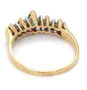 Attractive 14K YG Emerald and Diamond Pyramid Ring