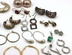 Group lot of Vintage 925 sterling silver earrings