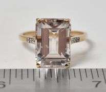 Beautiful 10K Yellow Gold Ring Quartz Gemstone Ring