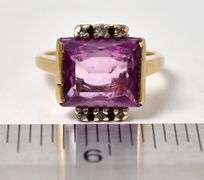 Vintange 10K Yellow Gold Pink Sapphire Gemstone and Diamond Ring