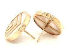 14kt Yellow gold Circle chevron mother of pearl stud earrings