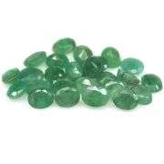 Rich emerald green 8.32ct 25pc Emerald set