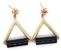 14kt Yellow gold Retro black onyx earrings