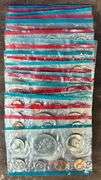 12 Uncirculated Mint Sets 1974 to 1976 in original cellophane (no envelopes)