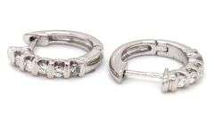 14kt White gold 0.20ctw diamond hoop earrings