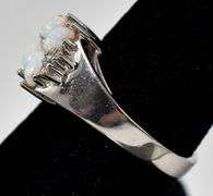 Beautiful 14K White Gold Opal Gemstone  and Diamond Ring