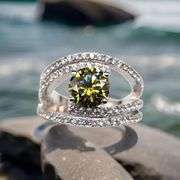 Dazzling 2.5 Ct Golden Amber Green Lab Diamond Ring