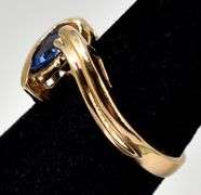 Gorgeous 14K Yellow Gold Tanzanite Gemstone and Diamond Ring
