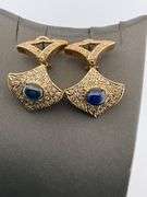 CERTIFIED 18K YELLOW GOLD DIAMOND AND SAPPHIRE DANGLING EARRINGS