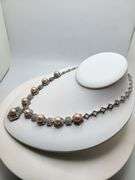 Extremely fine Japanese pearl with diamond necklace