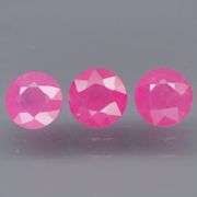 Heavenly 5.63ct 3pc set of matching PINK Ruby solitaires!