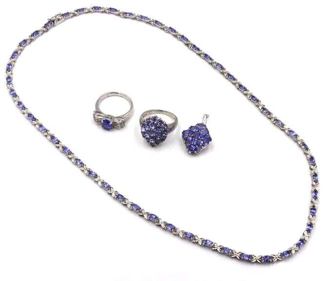 Set of 925 Sterling silver necklace, Pendant and 2 rings